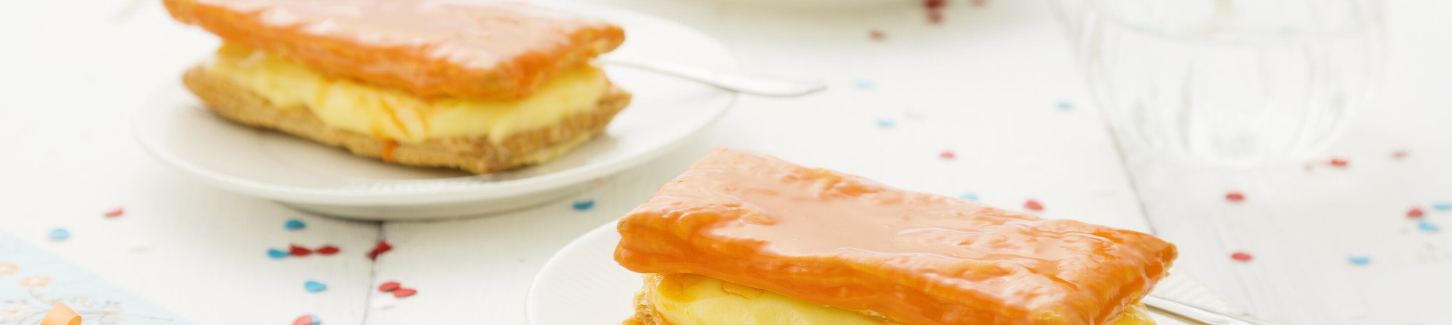 Oranje Tompoezen - Recept - Koopmans.com